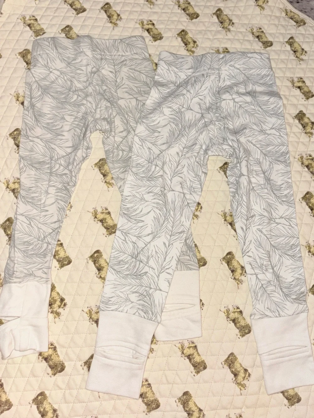 Goumi Soft Blue Leaf-Print Kids Pajama Set - Long Sleeve Top &  Pants 🌵3T